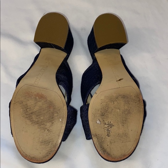 Ivanka Trump Heels - Picture 3 of 4